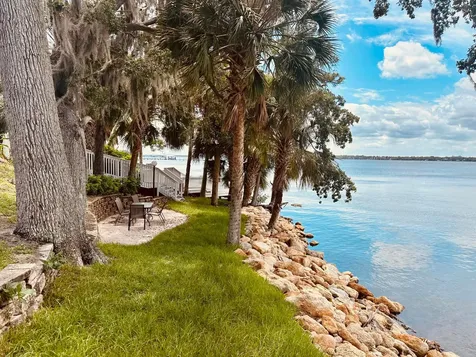 225 S Tropical Trail Merritt Island FL 32952