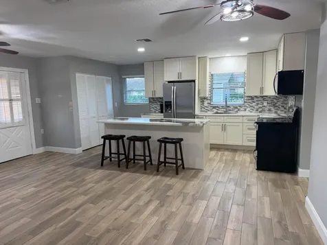 3277 SE Birch Avenue Stuart FL 34997