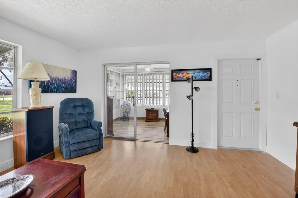 172 High Point Terrace W Delray Beach FL 33445