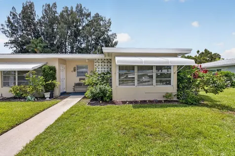 172 High Point Terrace W Delray Beach FL 33445