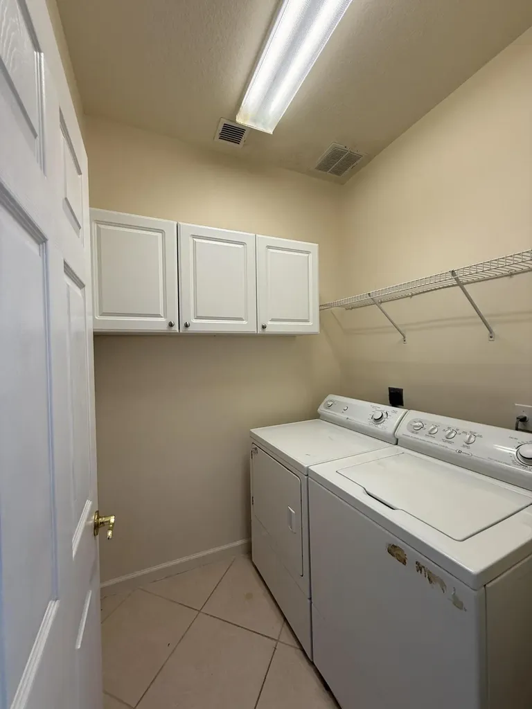 633 NW Whitfield Way Port St Lucie FL 34986