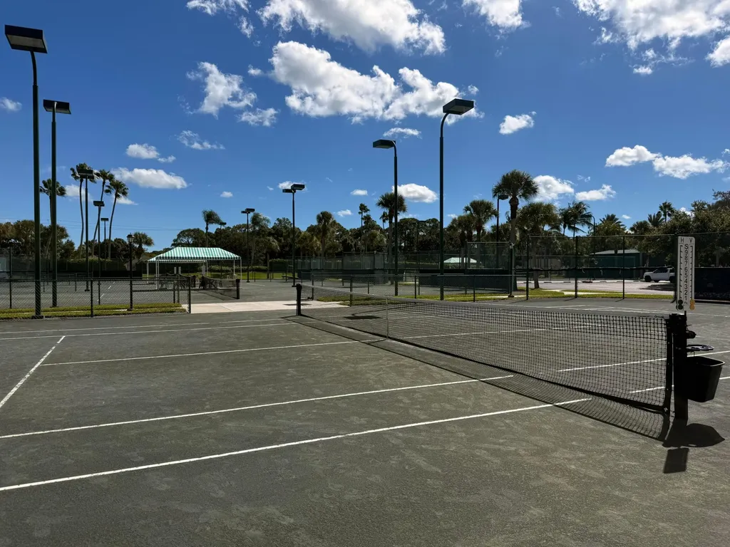 633 NW Whitfield Way Port St Lucie FL 34986