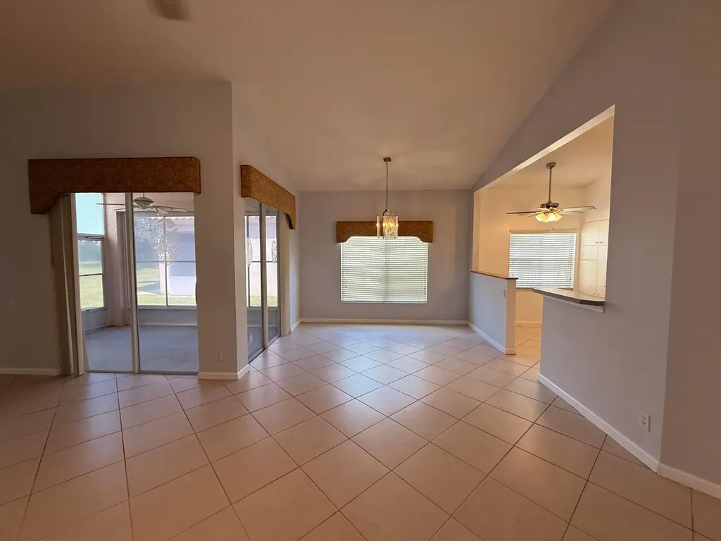 633 NW Whitfield Way Port St Lucie FL 34986