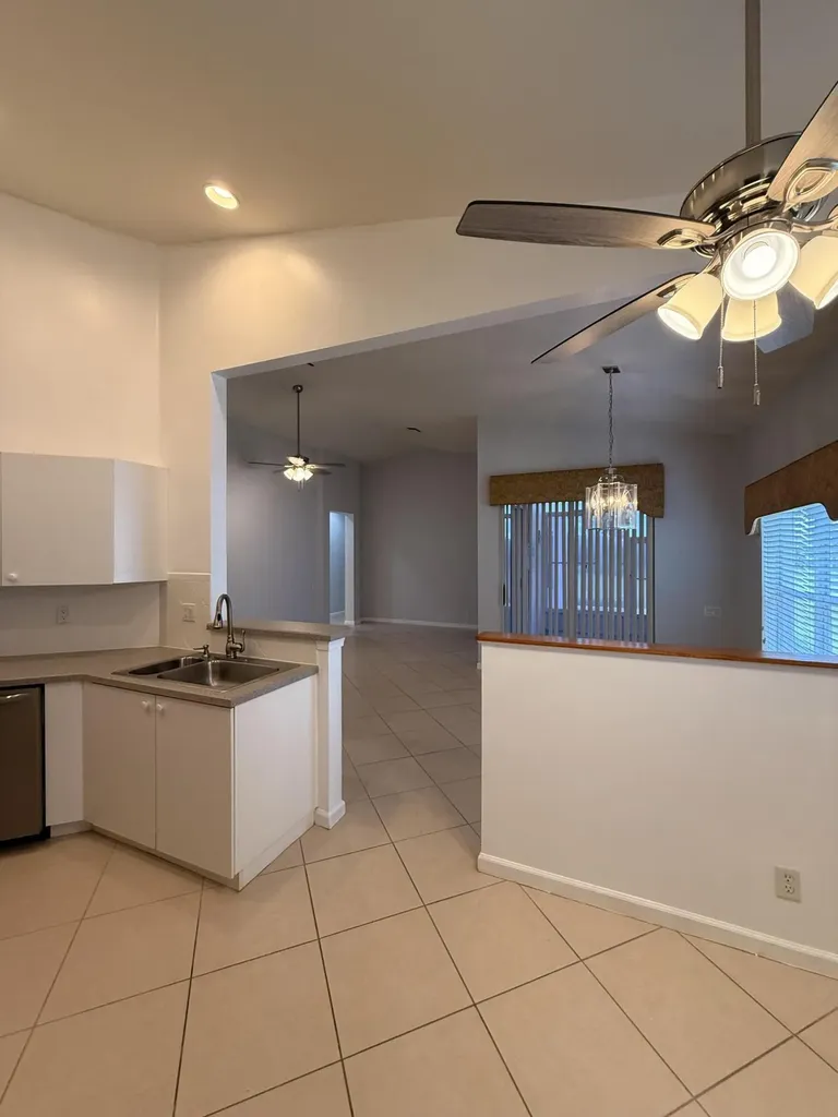 633 NW Whitfield Way Port St Lucie FL 34986