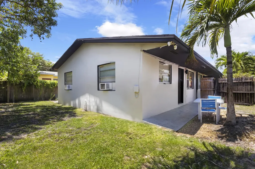730 NW 4th Avenue Fort Lauderdale FL 33311