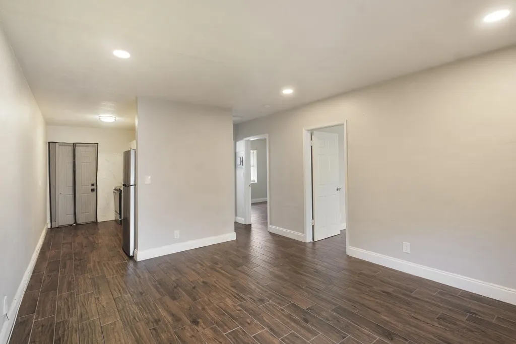 730 NW 4th Avenue Fort Lauderdale FL 33311