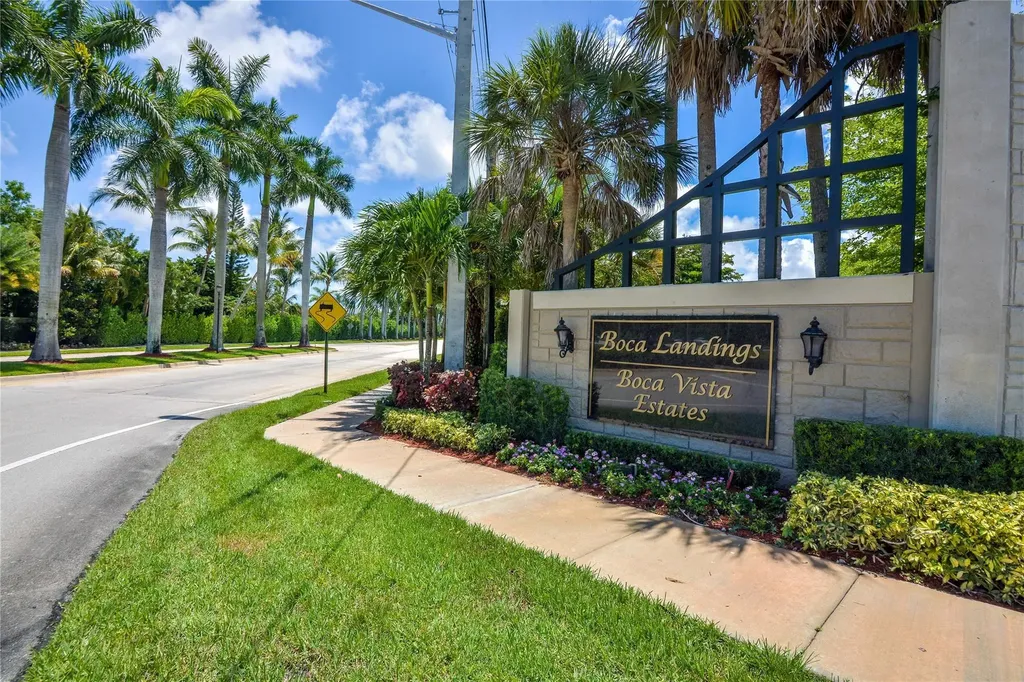 18813 Cloud Lake Circle Boca Raton FL 33496
