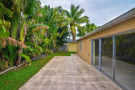 18813 Cloud Lake Circle Boca Raton FL 33496