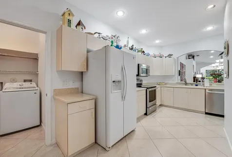 9543 Crescent View Drive N Boynton Beach FL 33437