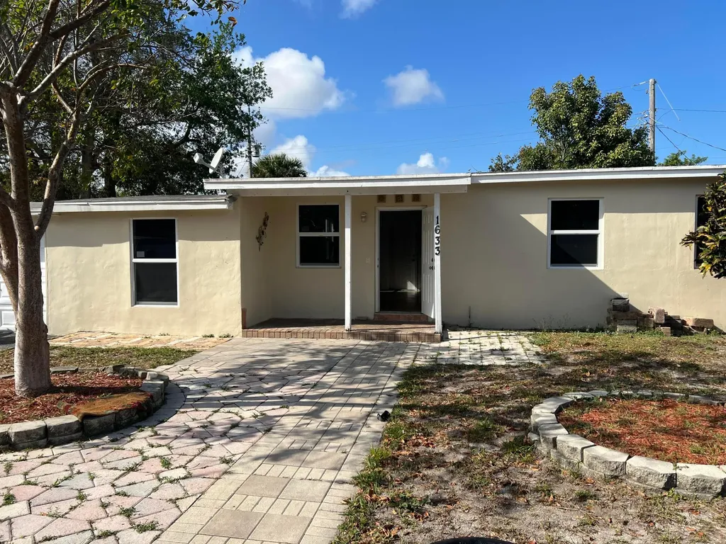 1633 NE 53rd Court Pompano Beach FL 33064