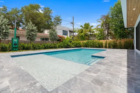 1016 SE 8th Street Fort Lauderdale FL 33316