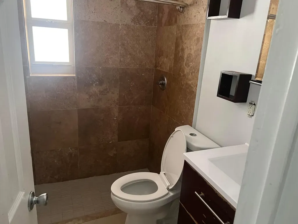 4331 NE 18th Avenue Pompano Beach FL 33064