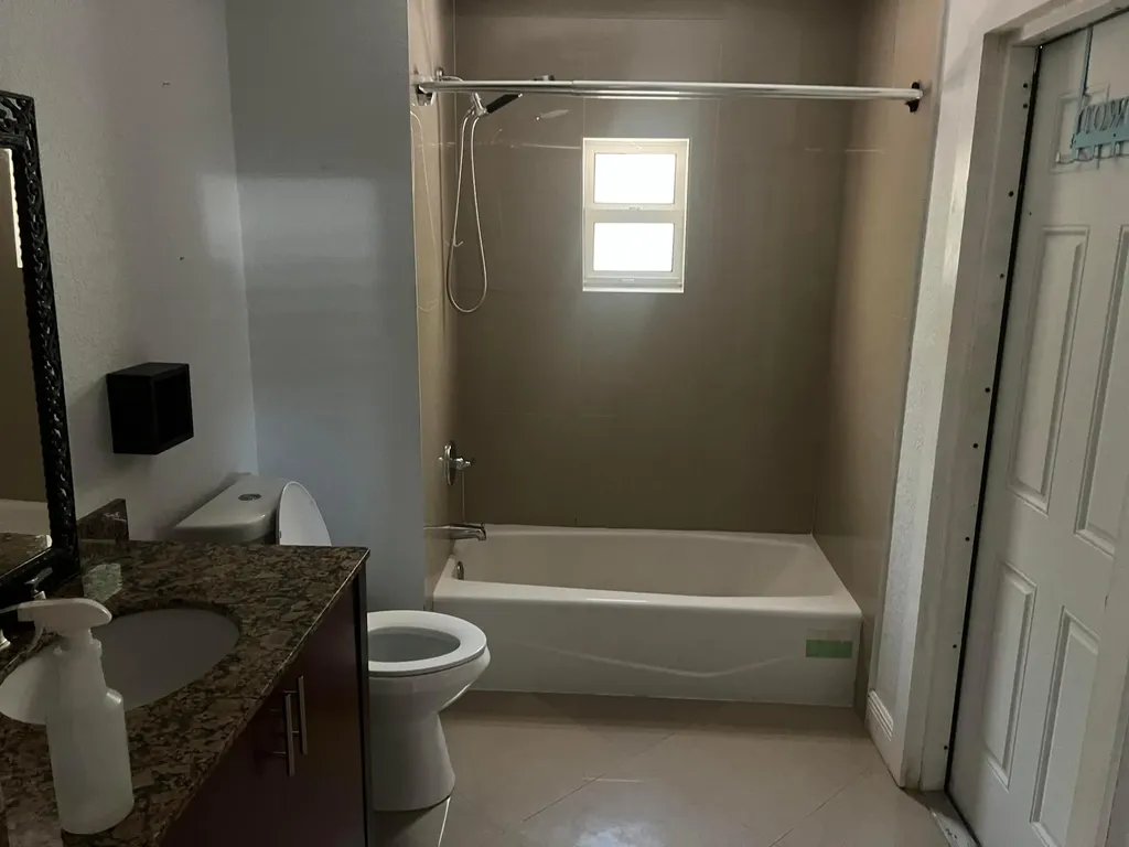 4331 NE 18th Avenue Pompano Beach FL 33064