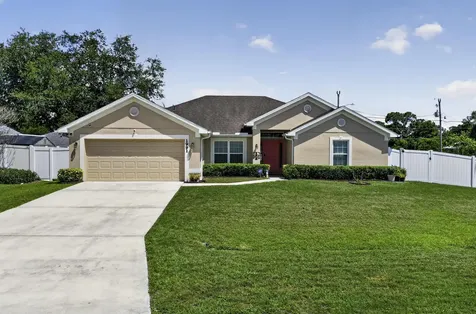 1991 SW Diamond Street Port St Lucie FL 34953