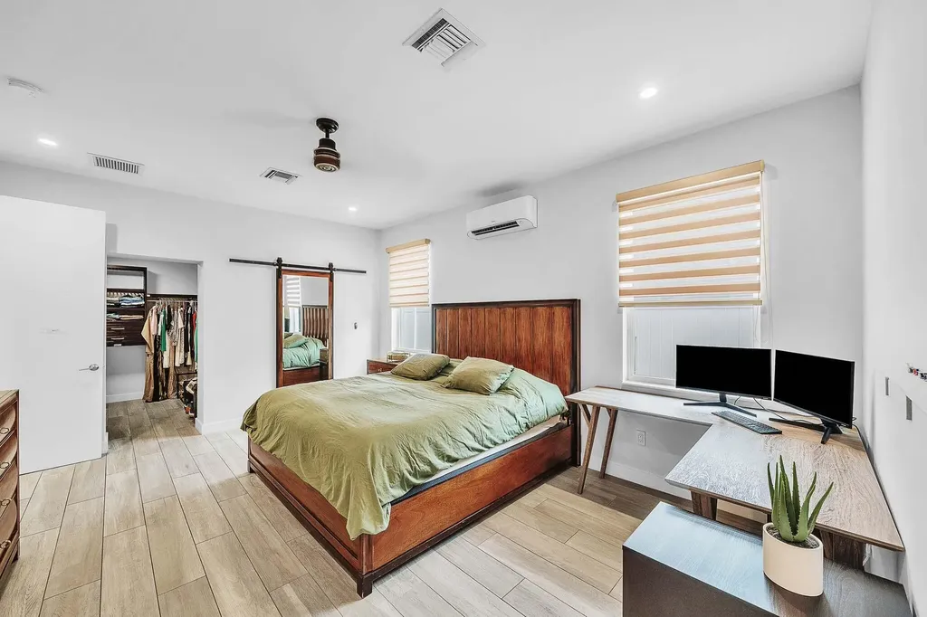 19515 Carolina Circle Boca Raton FL 33434