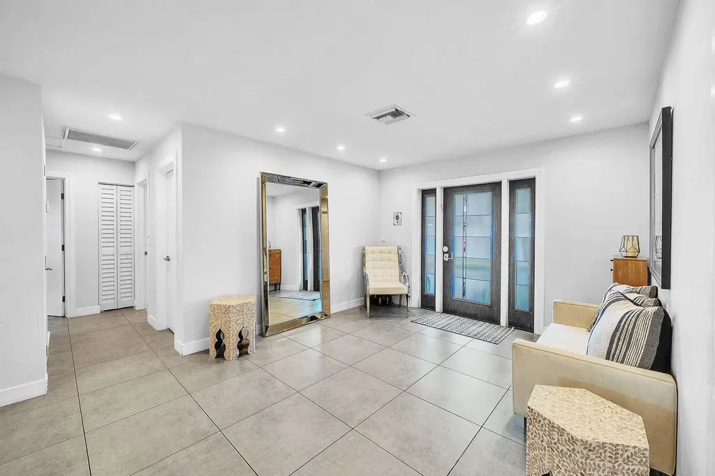 19515 Carolina Circle Boca Raton FL 33434