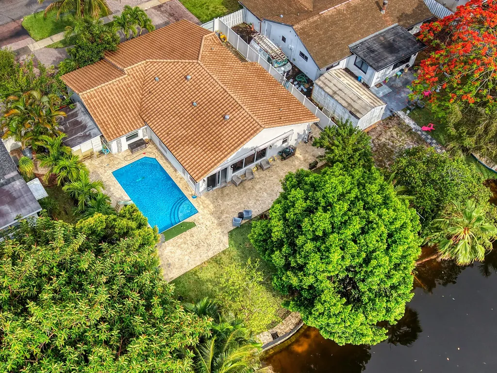 19515 Carolina Circle Boca Raton FL 33434