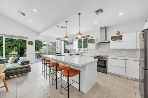 19515 Carolina Circle Boca Raton FL 33434