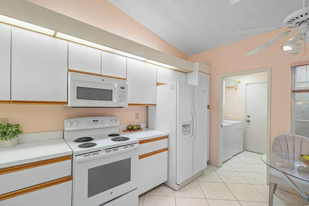 6123 Waldwick Circle Delray Beach FL 33484