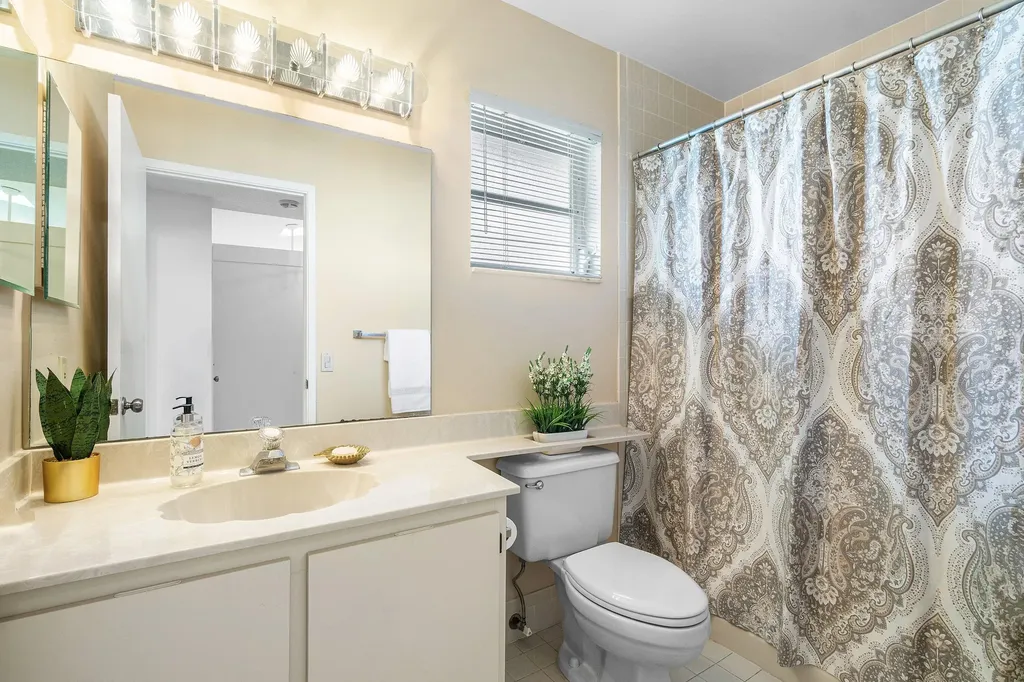 6123 Waldwick Circle Delray Beach FL 33484