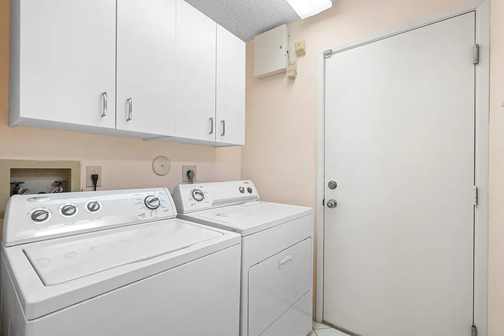 6123 Waldwick Circle Delray Beach FL 33484