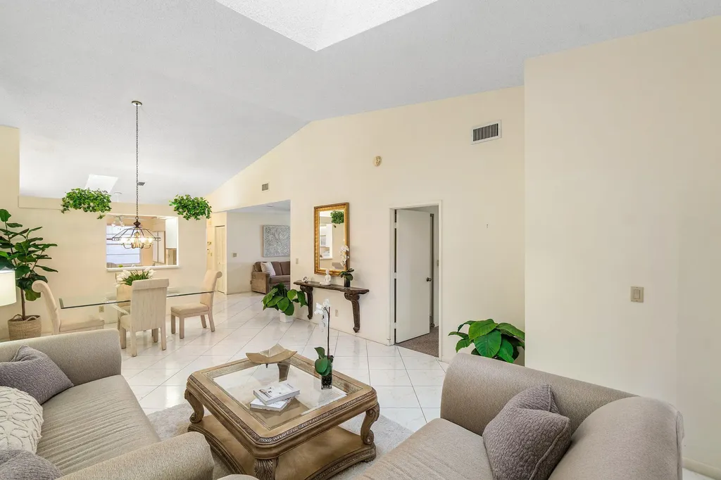 6123 Waldwick Circle Delray Beach FL 33484