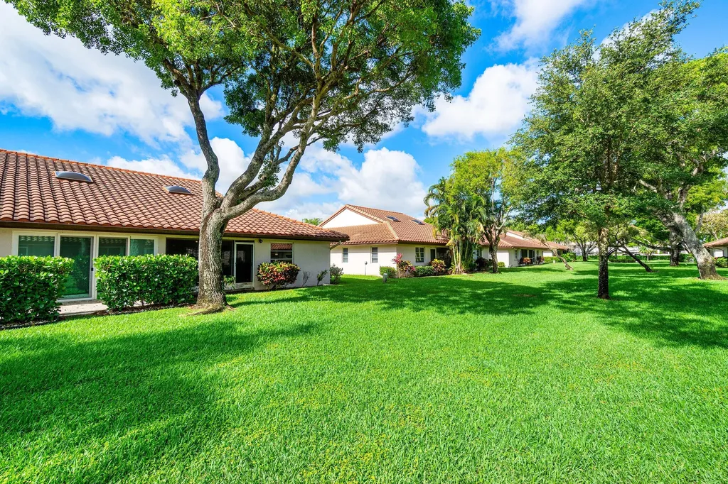 6123 Waldwick Circle Delray Beach FL 33484