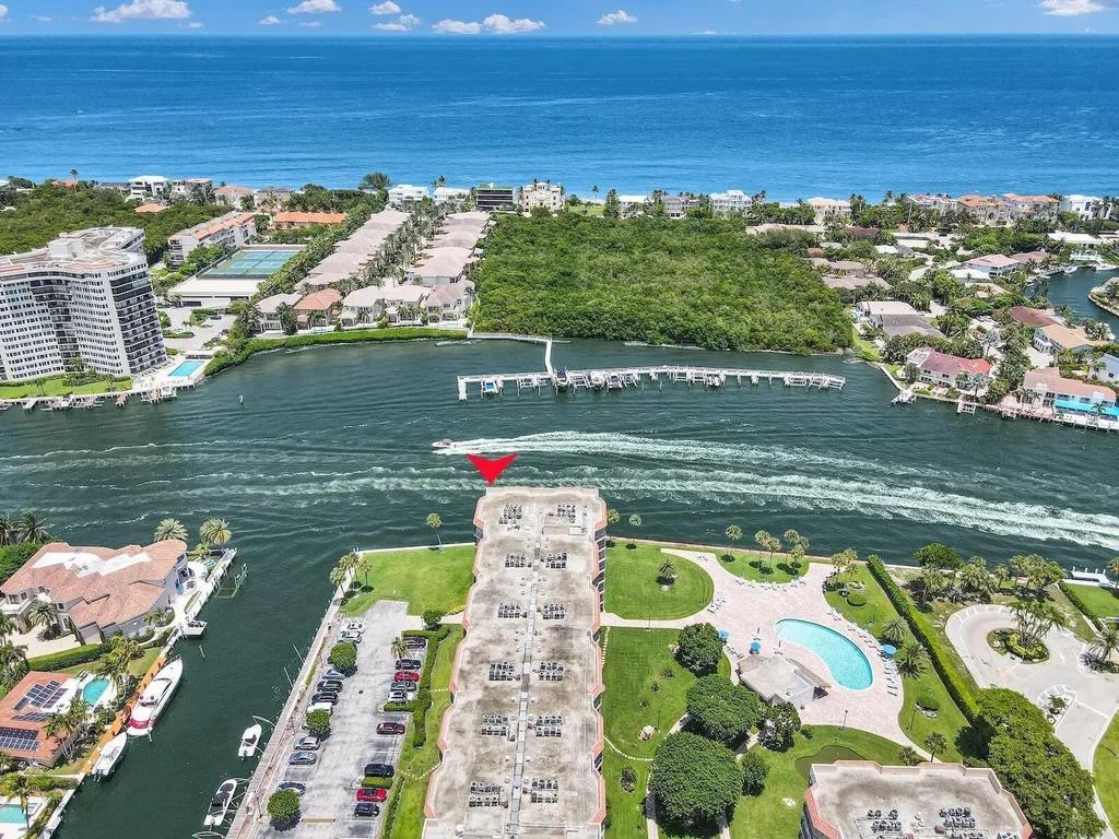899 Jeffery Street Boca Raton FL 33487