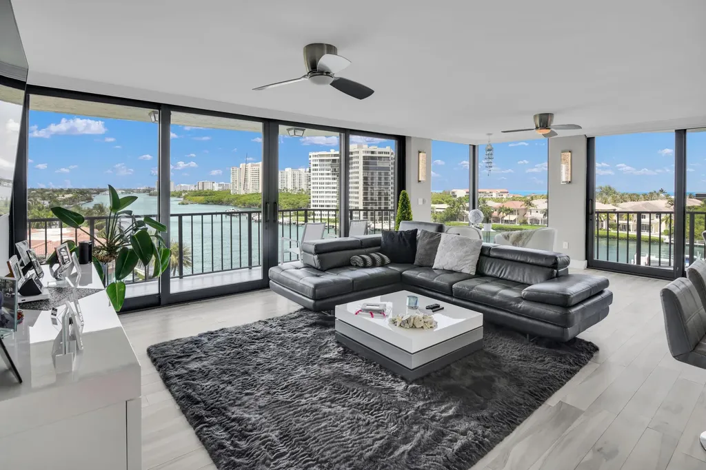 899 Jeffery Street Boca Raton FL 33487
