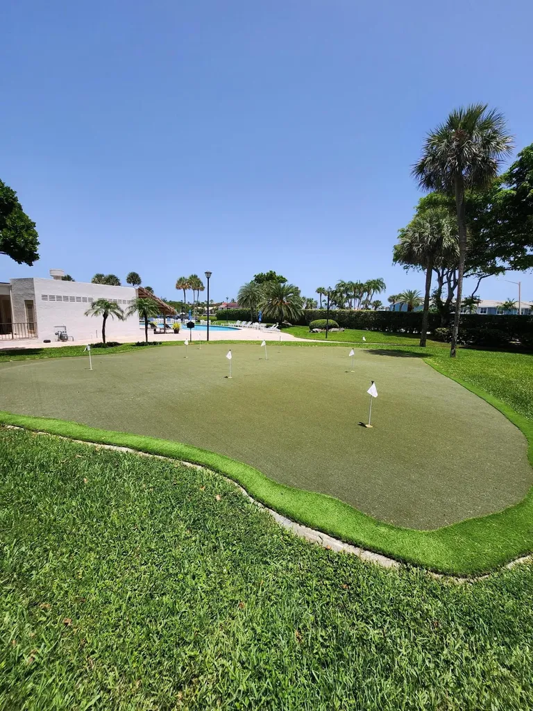 899 Jeffery Street Boca Raton FL 33487