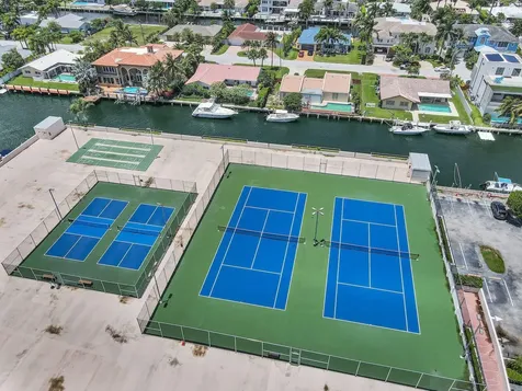 899 Jeffery Street Boca Raton FL 33487