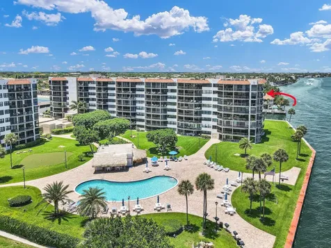 899 Jeffery Street Boca Raton FL 33487