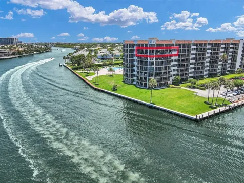 899 Jeffery Street Boca Raton FL 33487