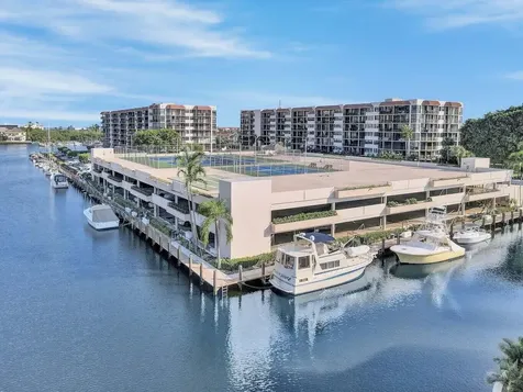 899 Jeffery Street Boca Raton FL 33487