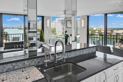 899 Jeffery Street Boca Raton FL 33487