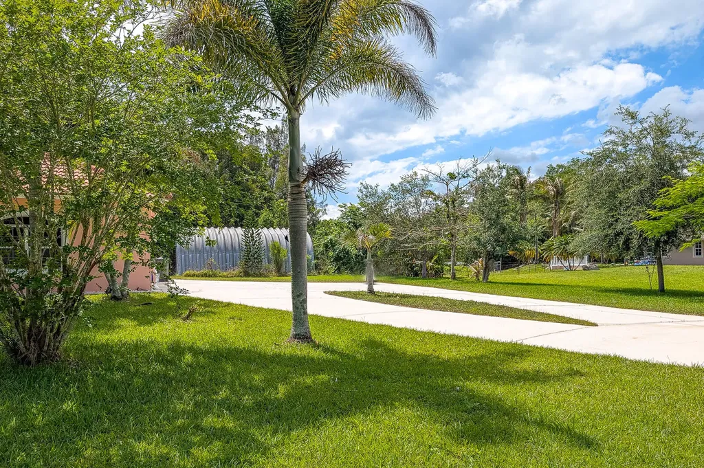 15137 85th Avenue N Palm Beach Gardens FL 33418