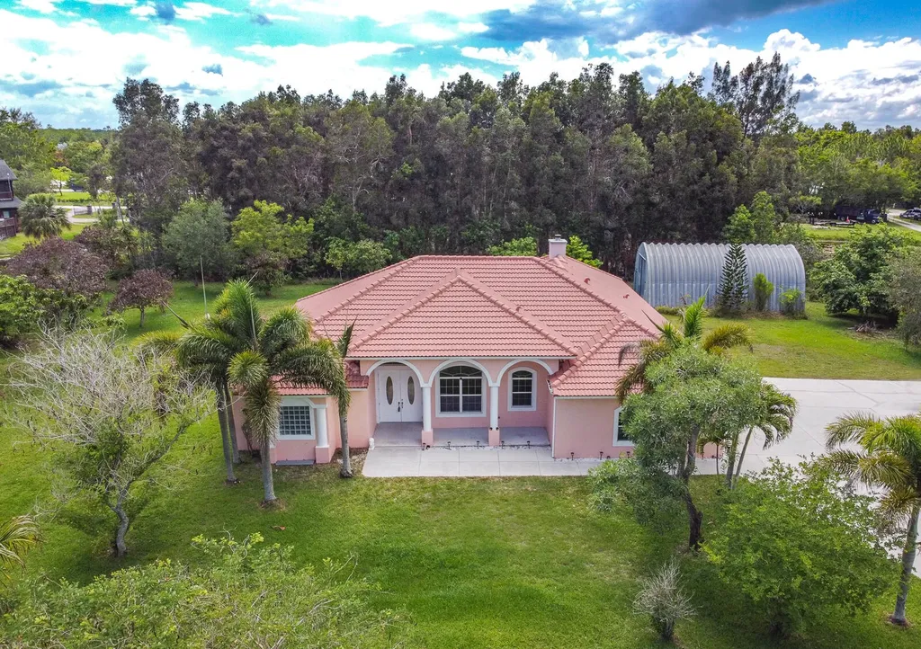 15137 85th Avenue N Palm Beach Gardens FL 33418