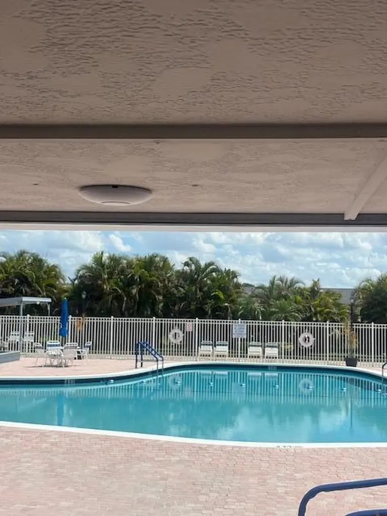 2511 W Barkley Drive Drive W West Palm Beach FL 33415
