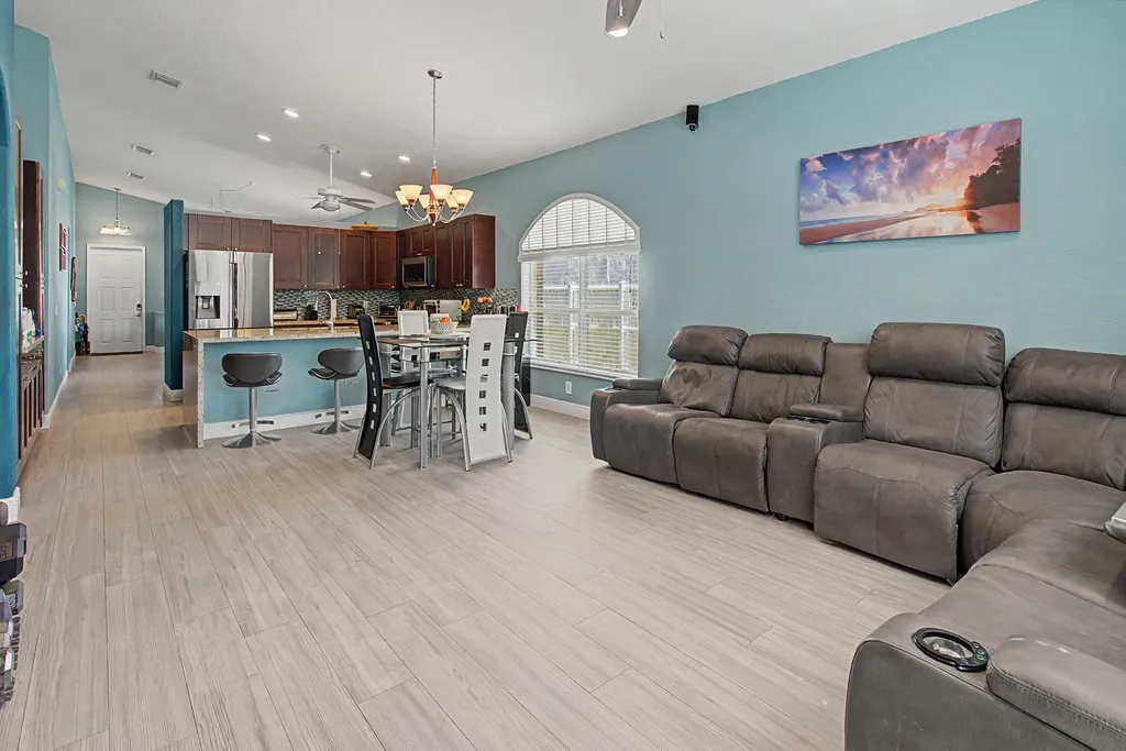 1755 NW 77th Avenue Pembroke Pines FL 33024