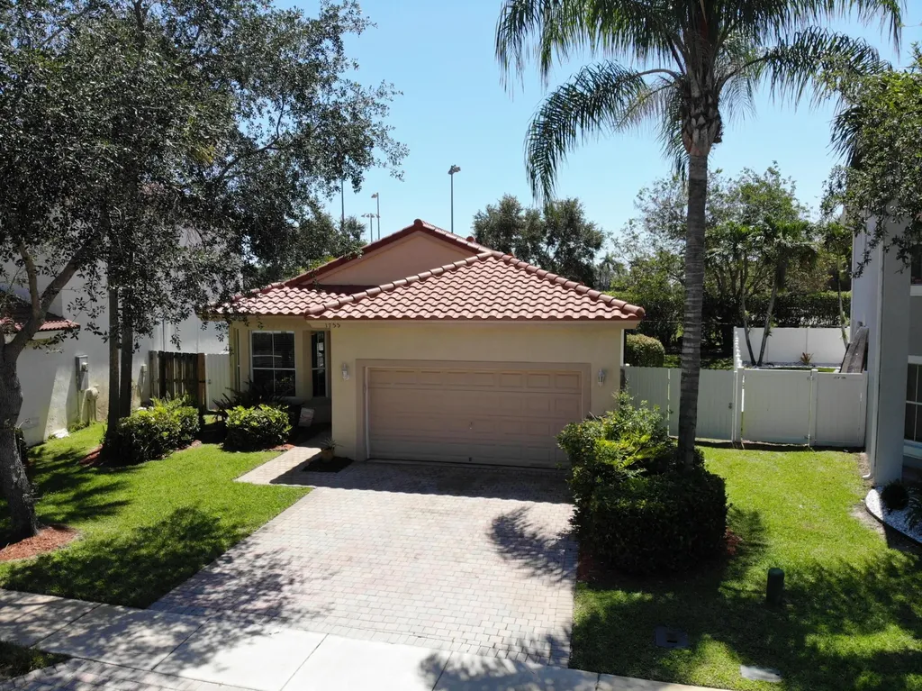 1755 NW 77th Avenue Pembroke Pines FL 33024