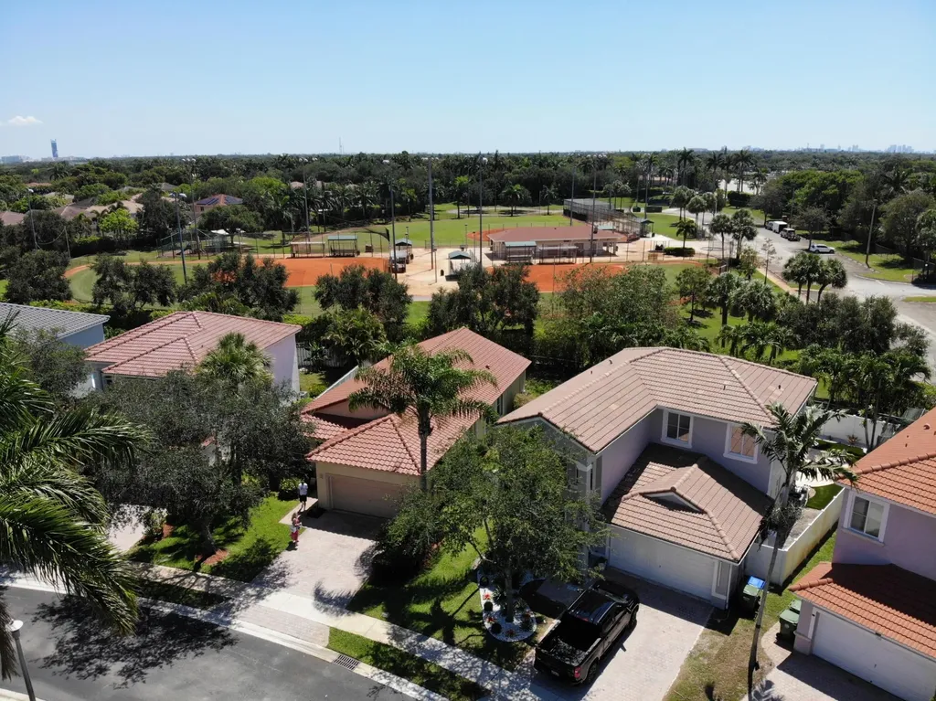 1755 NW 77th Avenue Pembroke Pines FL 33024