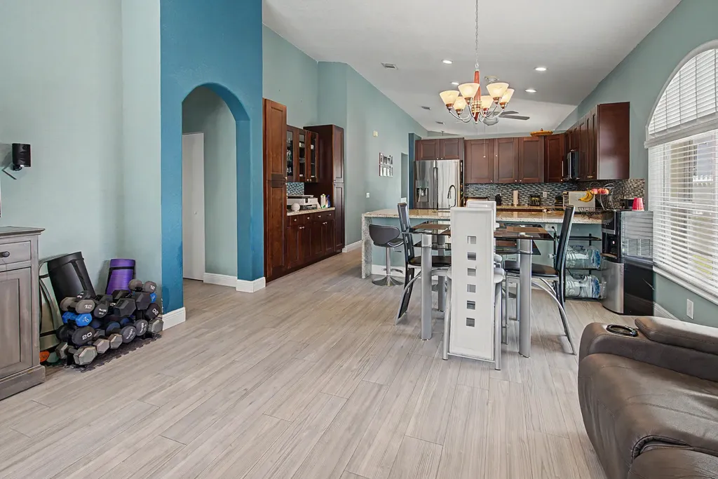 1755 NW 77th Avenue Pembroke Pines FL 33024