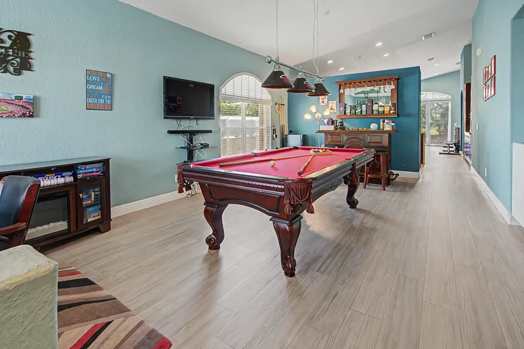 1755 NW 77th Avenue Pembroke Pines FL 33024
