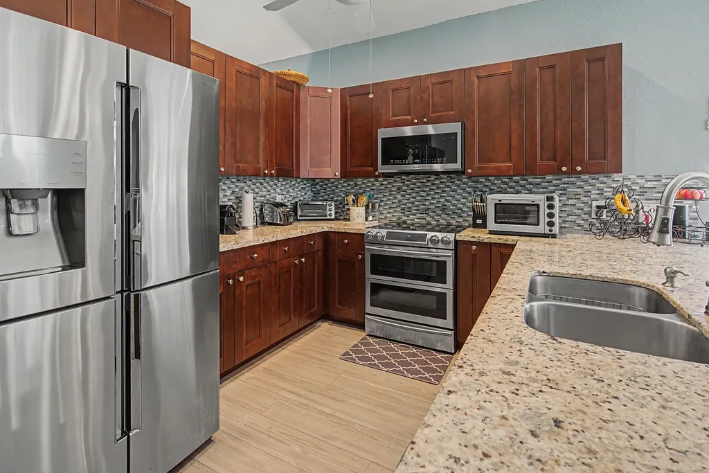 1755 NW 77th Avenue Pembroke Pines FL 33024