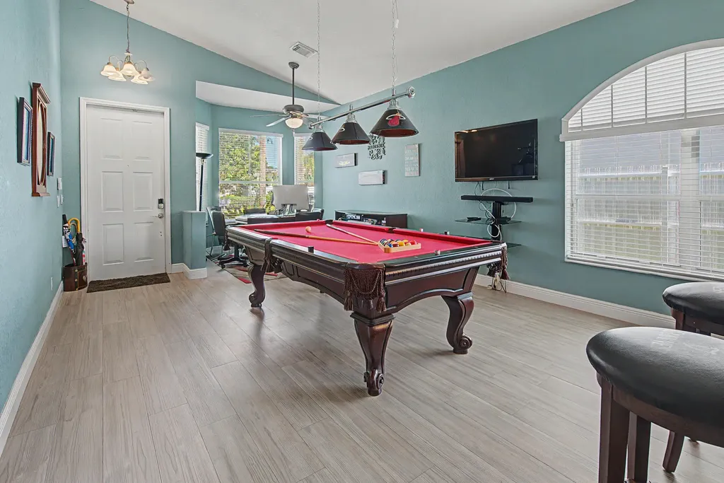 1755 NW 77th Avenue Pembroke Pines FL 33024