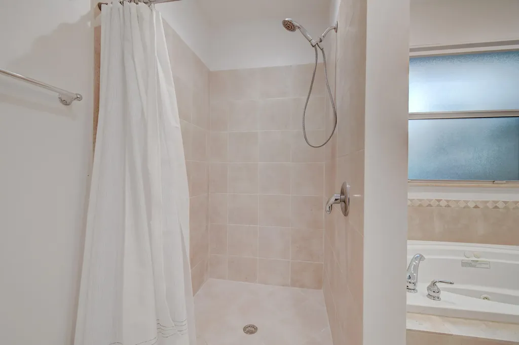 21 Oceanview Drive Ocean Ridge FL 33435