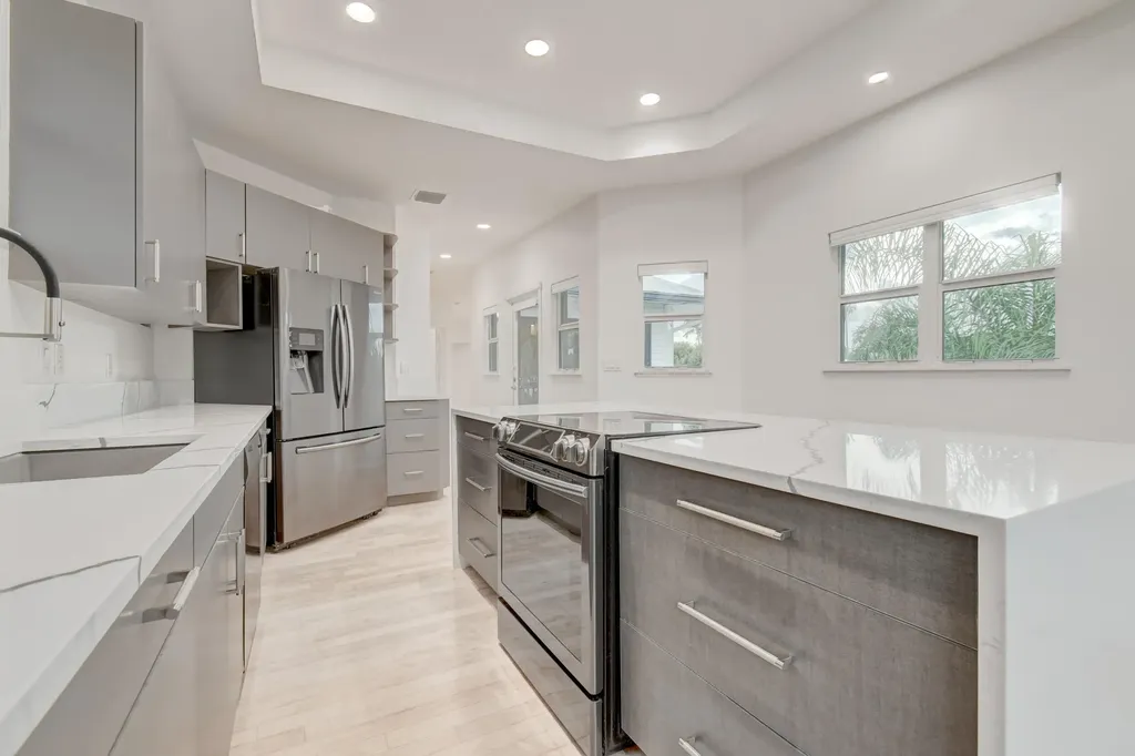 21 Oceanview Drive Ocean Ridge FL 33435