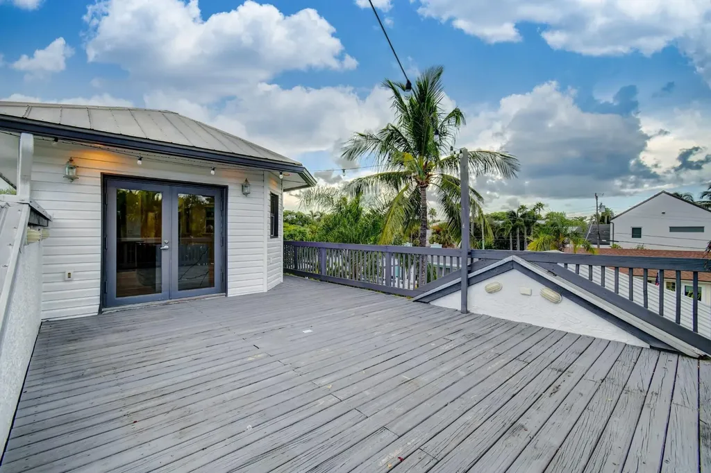 21 Oceanview Drive Ocean Ridge FL 33435