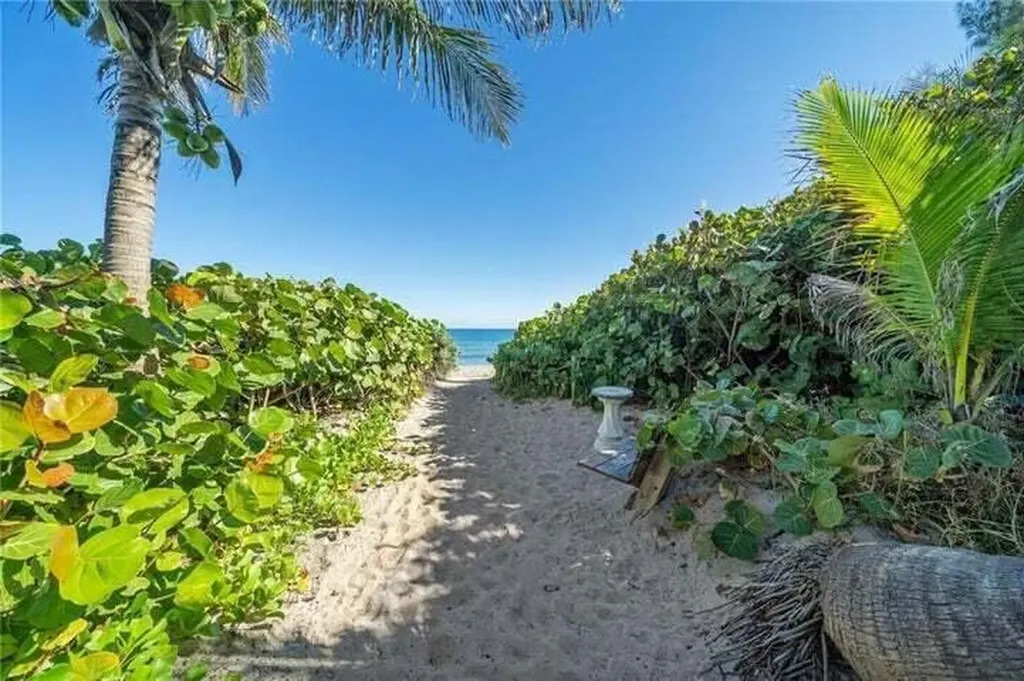 21 Oceanview Drive Ocean Ridge FL 33435