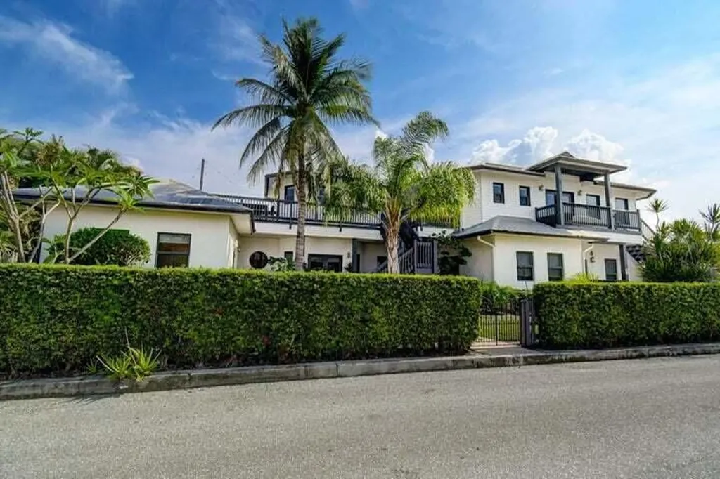 21 Oceanview Drive Ocean Ridge FL 33435